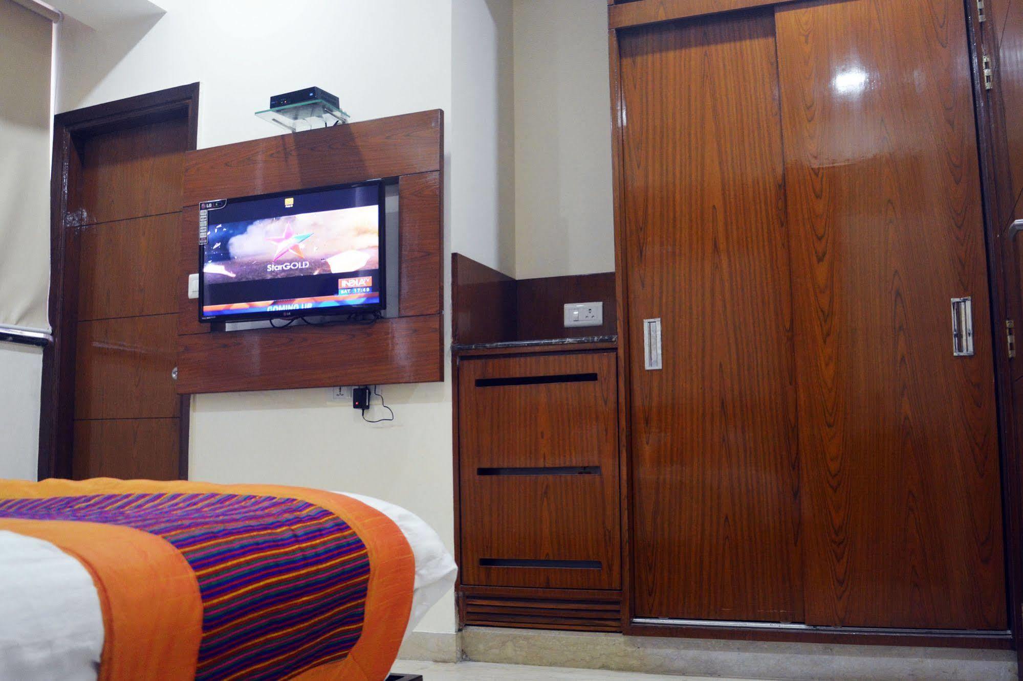 Hotel Trinity Corporate Udyog Vihar Gurgaon