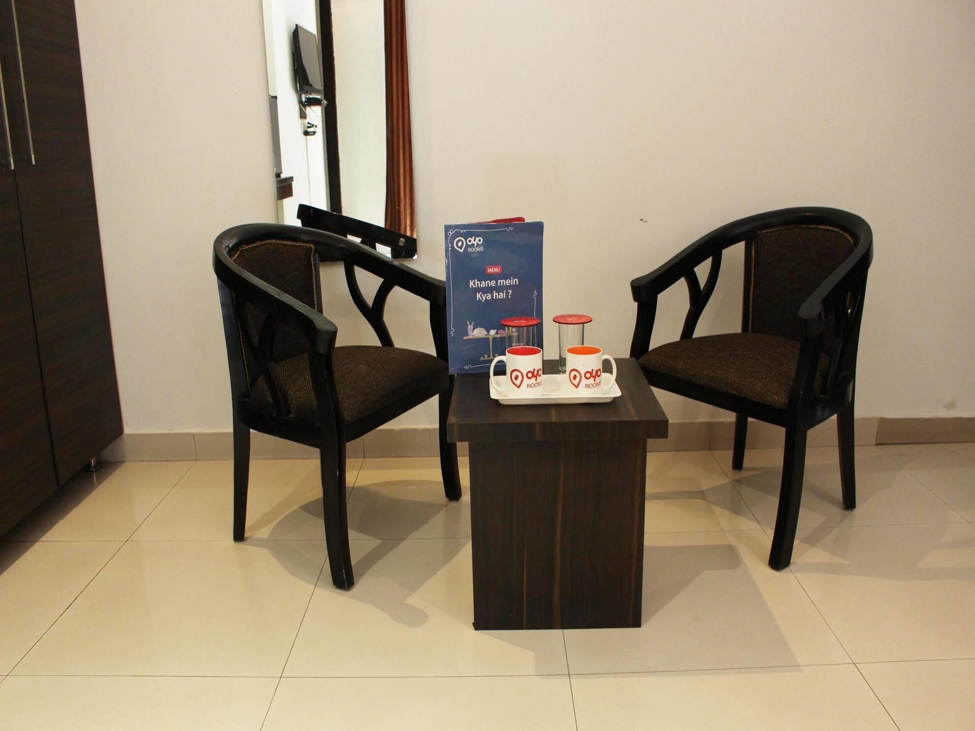 Oyo Flagship 387 Moulsari Avenue Gurgaon