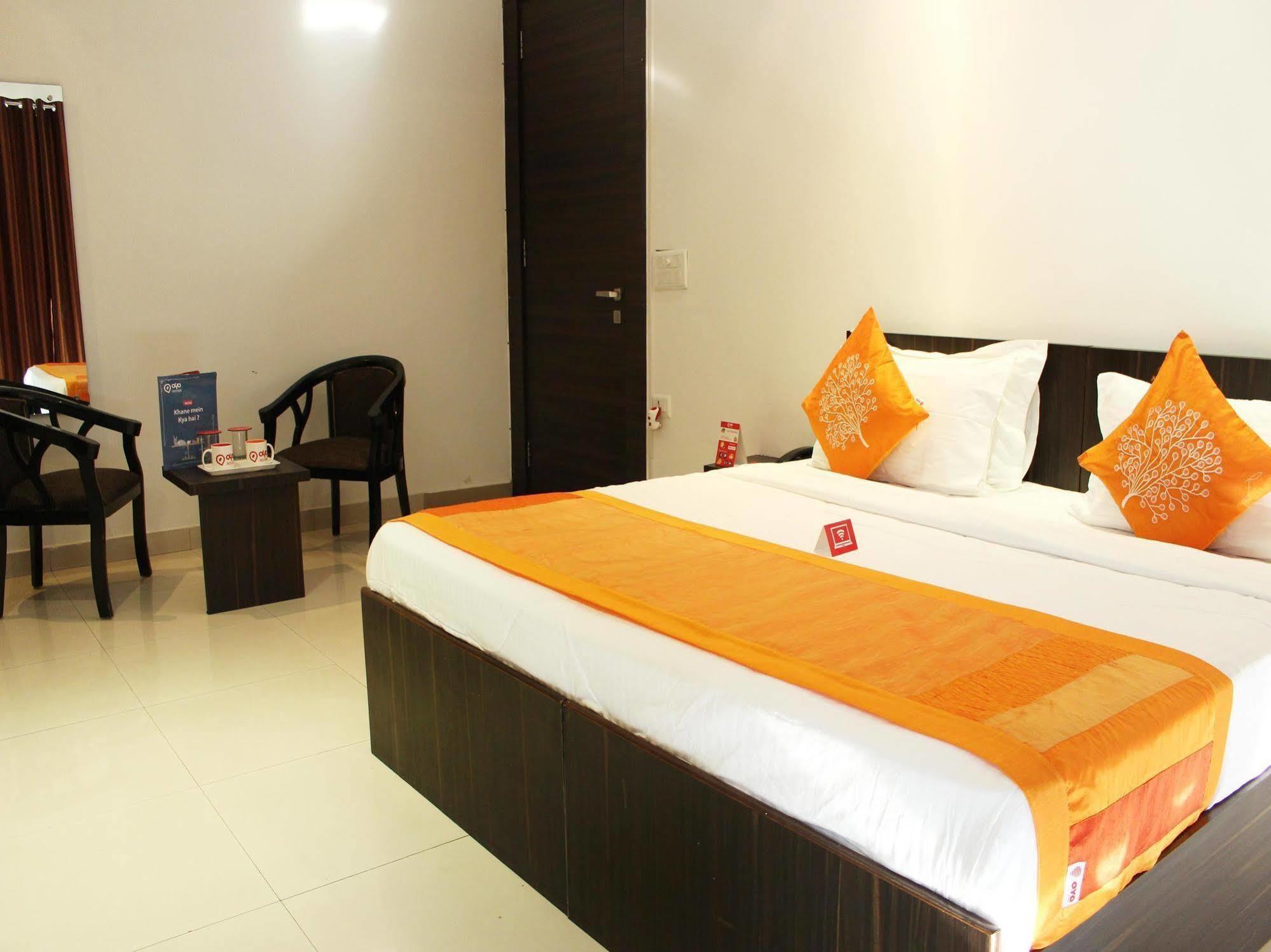 Hotel Oyo Flagship 387 Moulsari Avenue