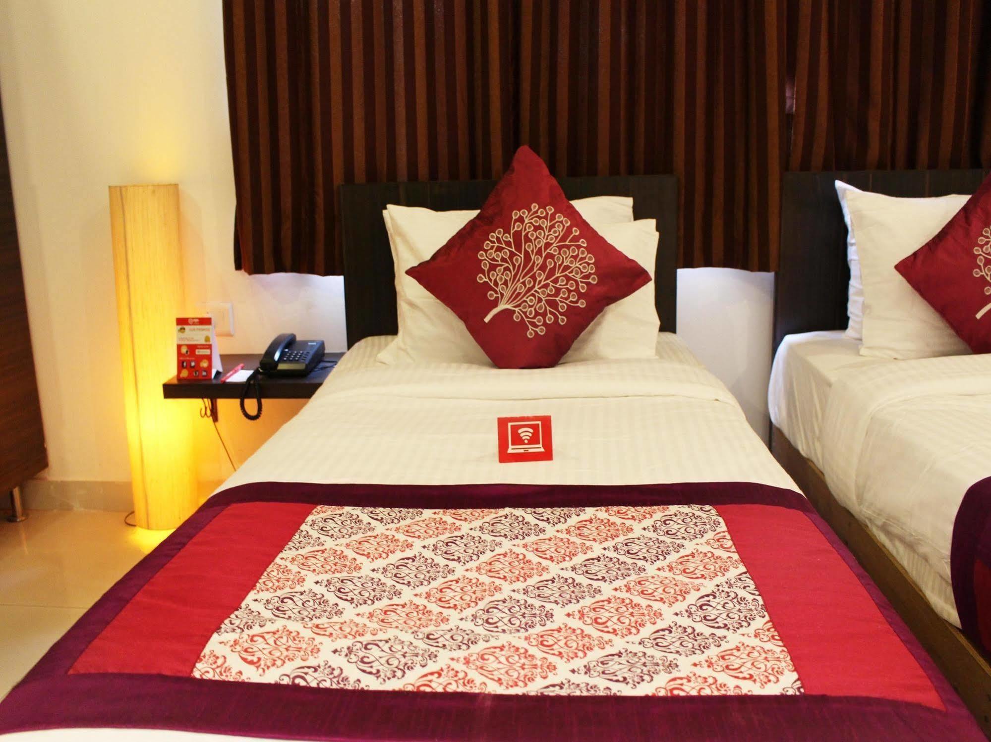 Oyo Flagship 387 Moulsari Avenue Hotel Gurgaon