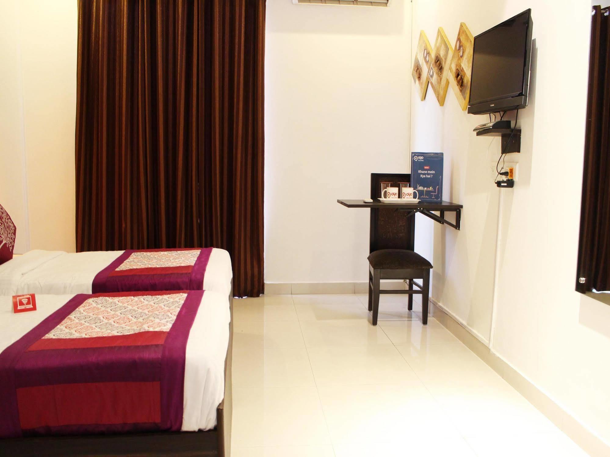 Oyo Flagship 387 Moulsari Avenue Hotel Gurgaon