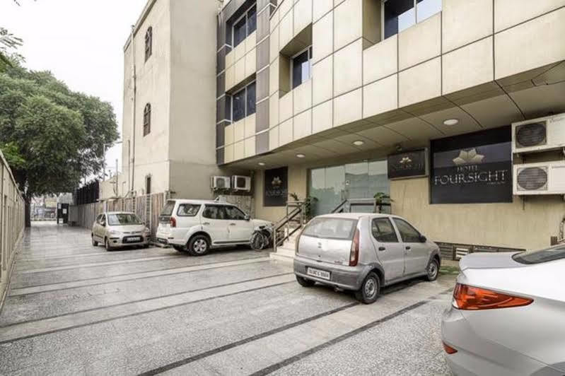 Oyo Townhouse 823 Leaf Hotel Gurgaon