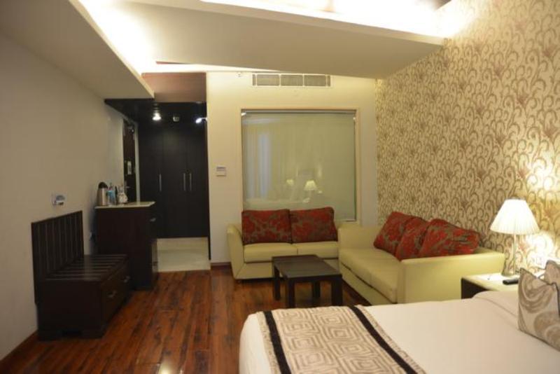 Tree House 3* Gurgaon