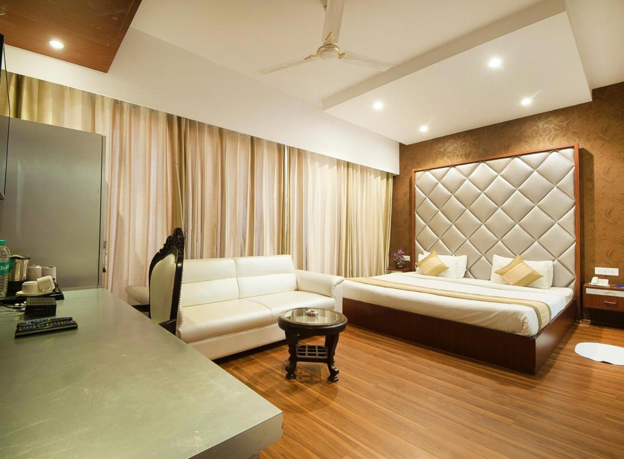 Corporate Prime-huda Centre Guest house