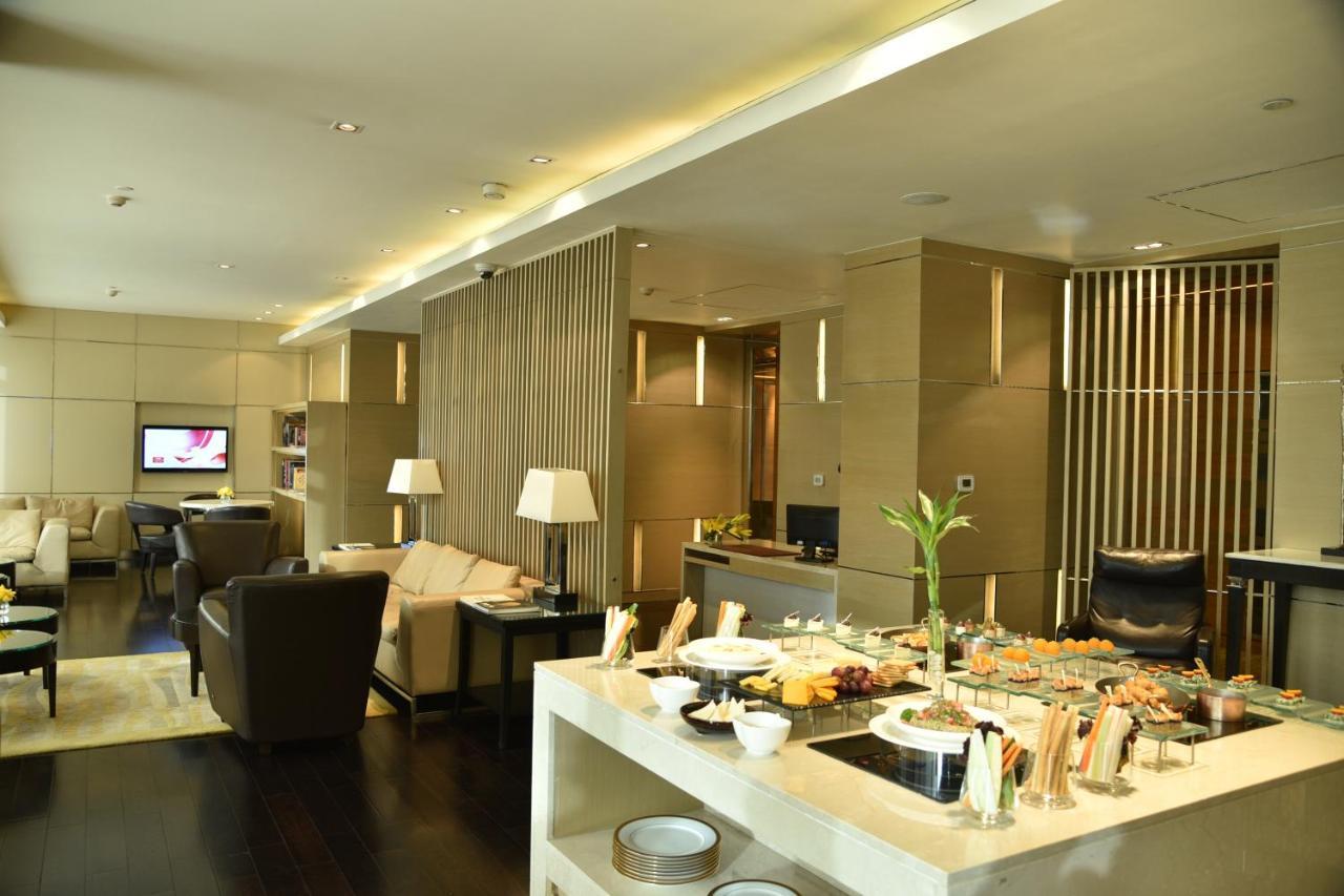 Taj Centre Gurugram Hotel 5*