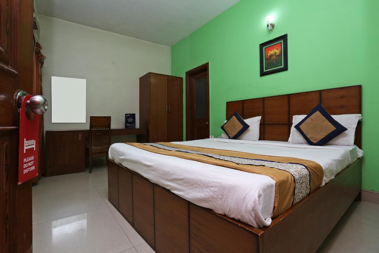 Jmd Residency Hotel