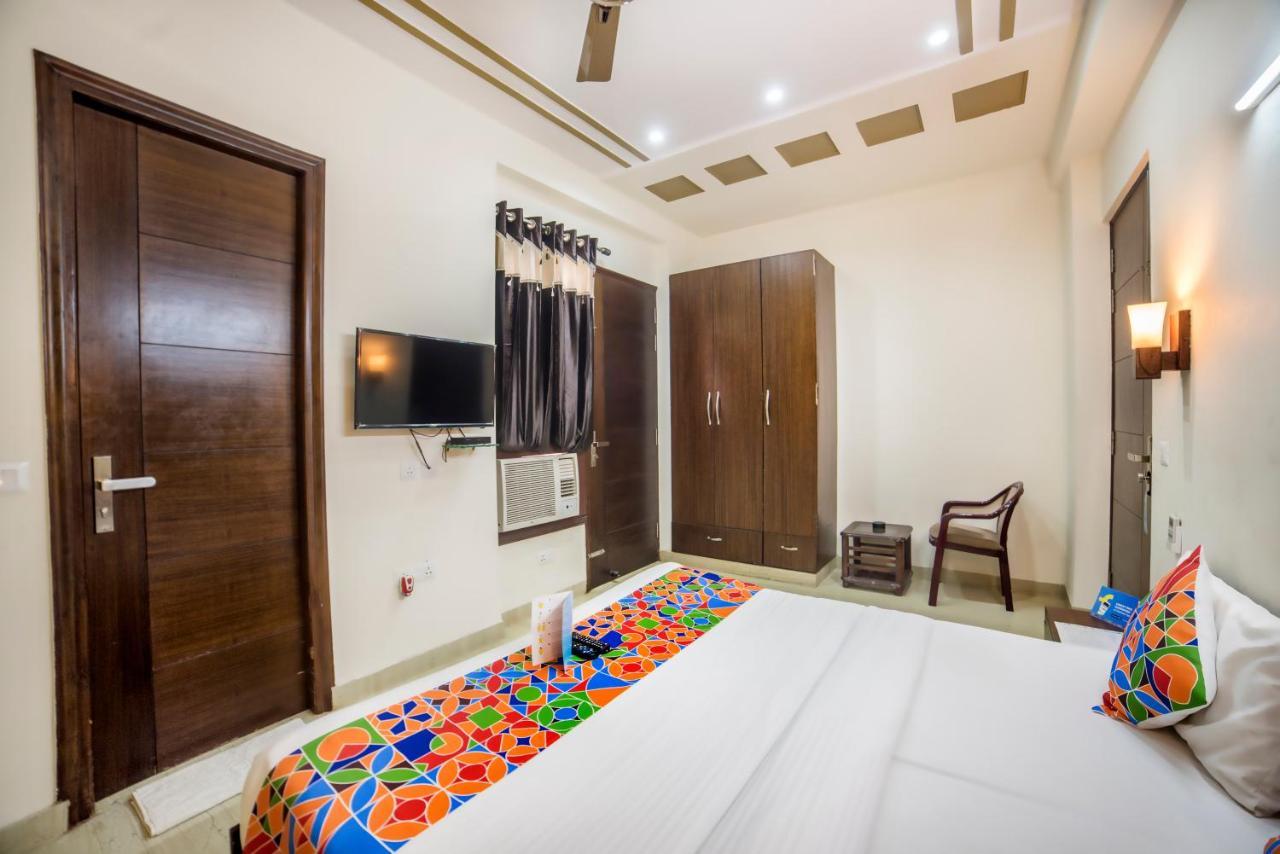 Fabhotel Mannat Residency Sec 52 3* Gurgaon