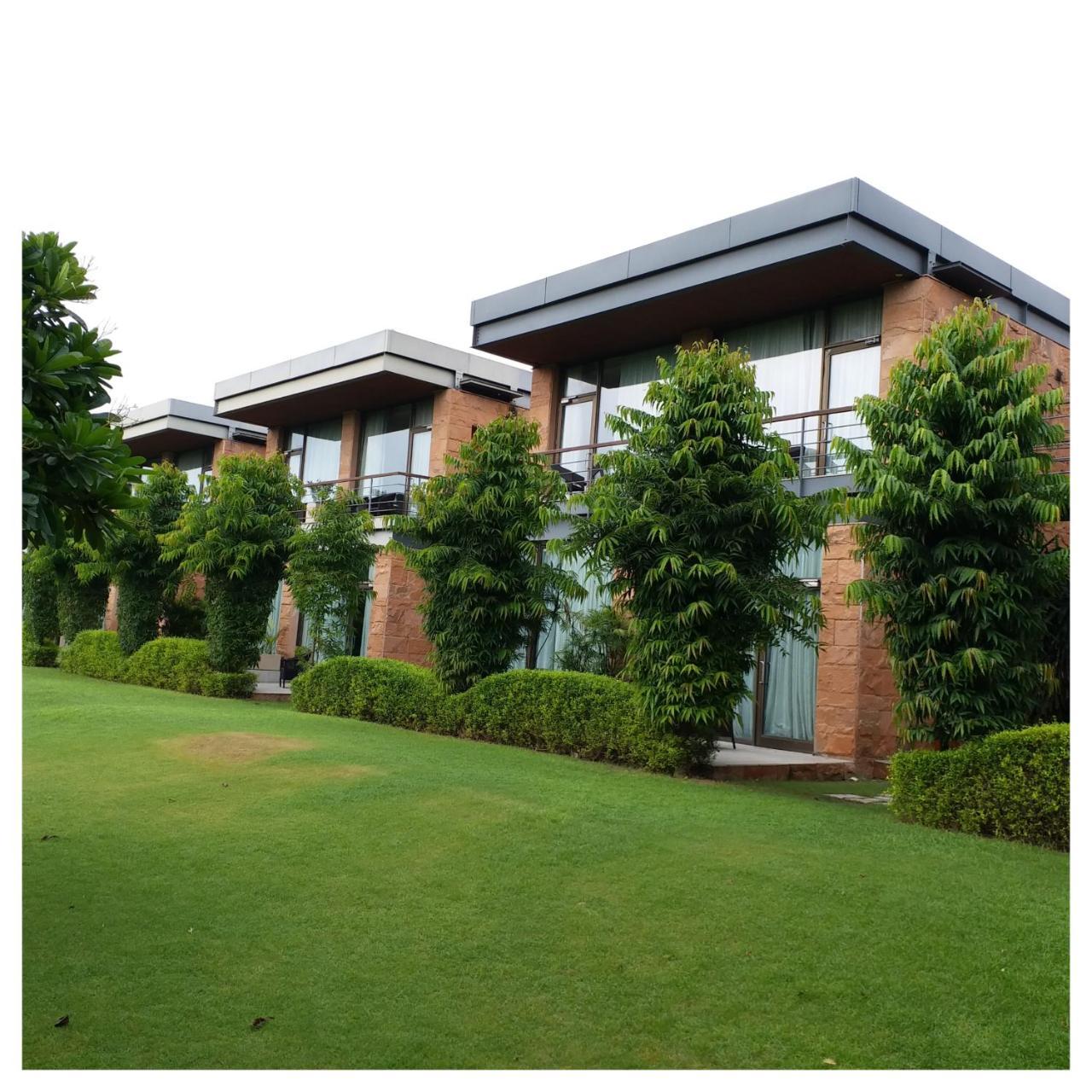 Taj Damdama & Spa, Gurugram