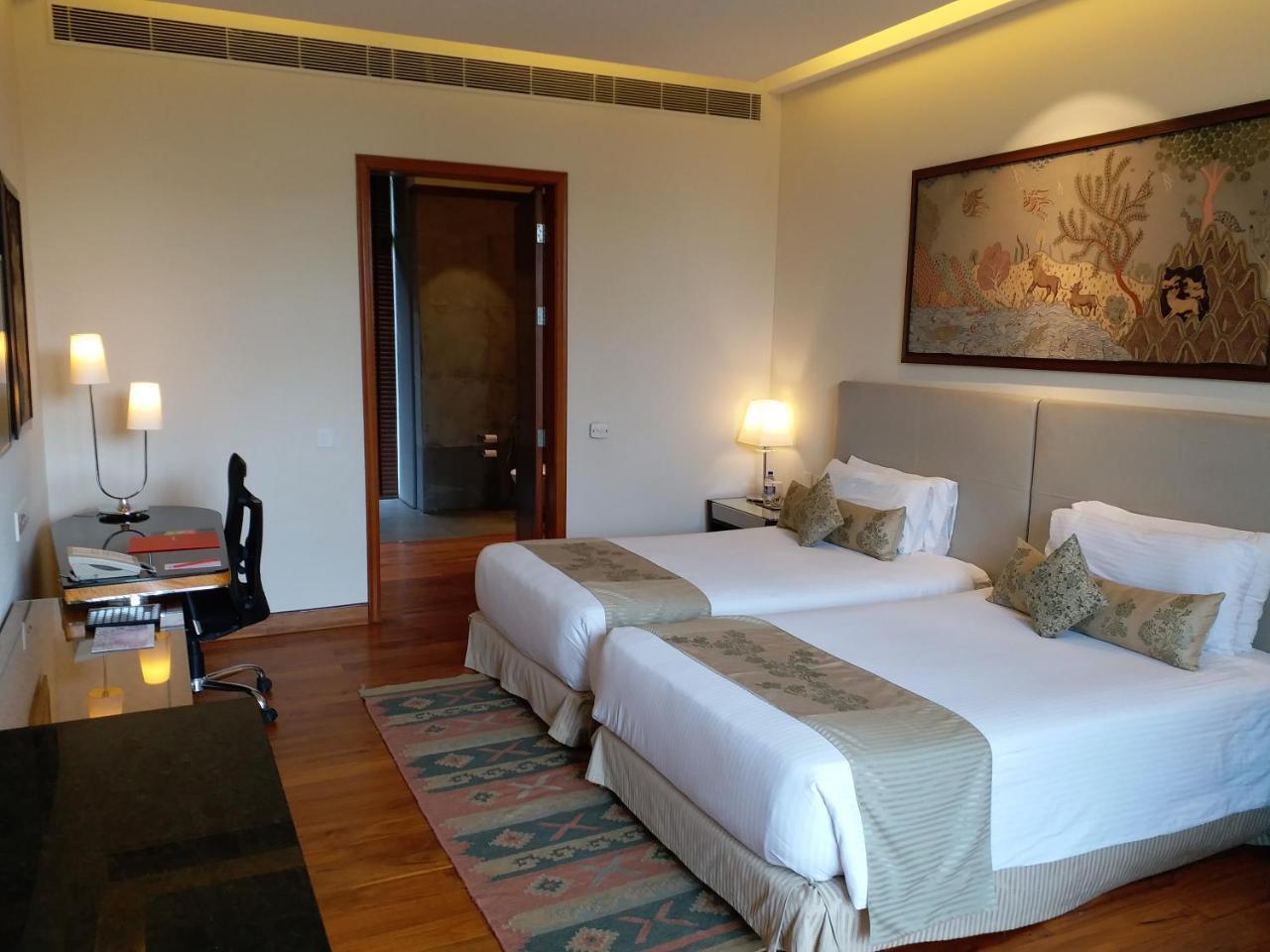 Taj Damdama & Spa, Gurugram 5*