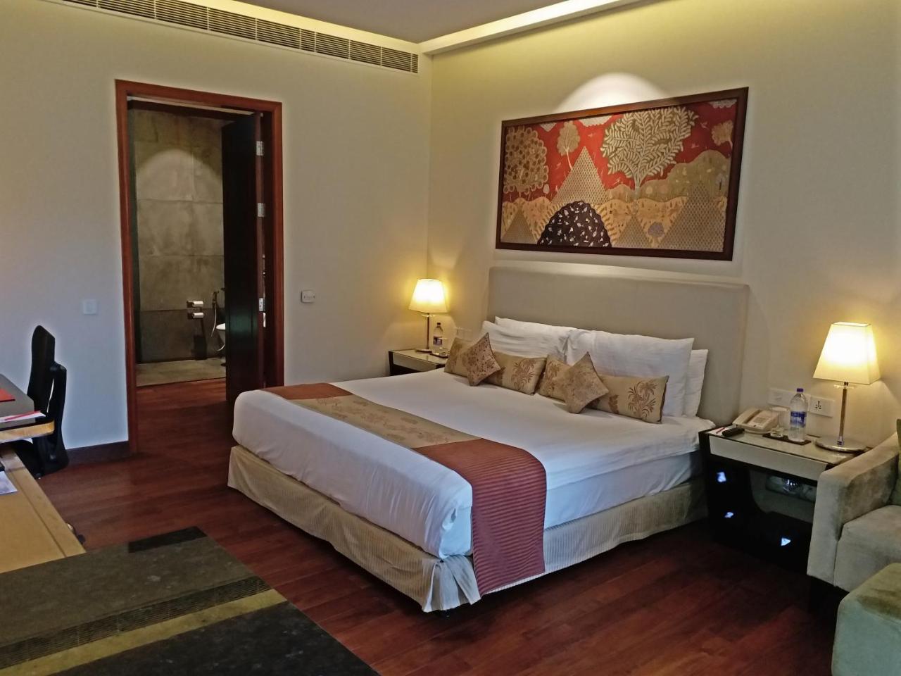 Resort Taj Damdama & Spa, Gurugram 5*