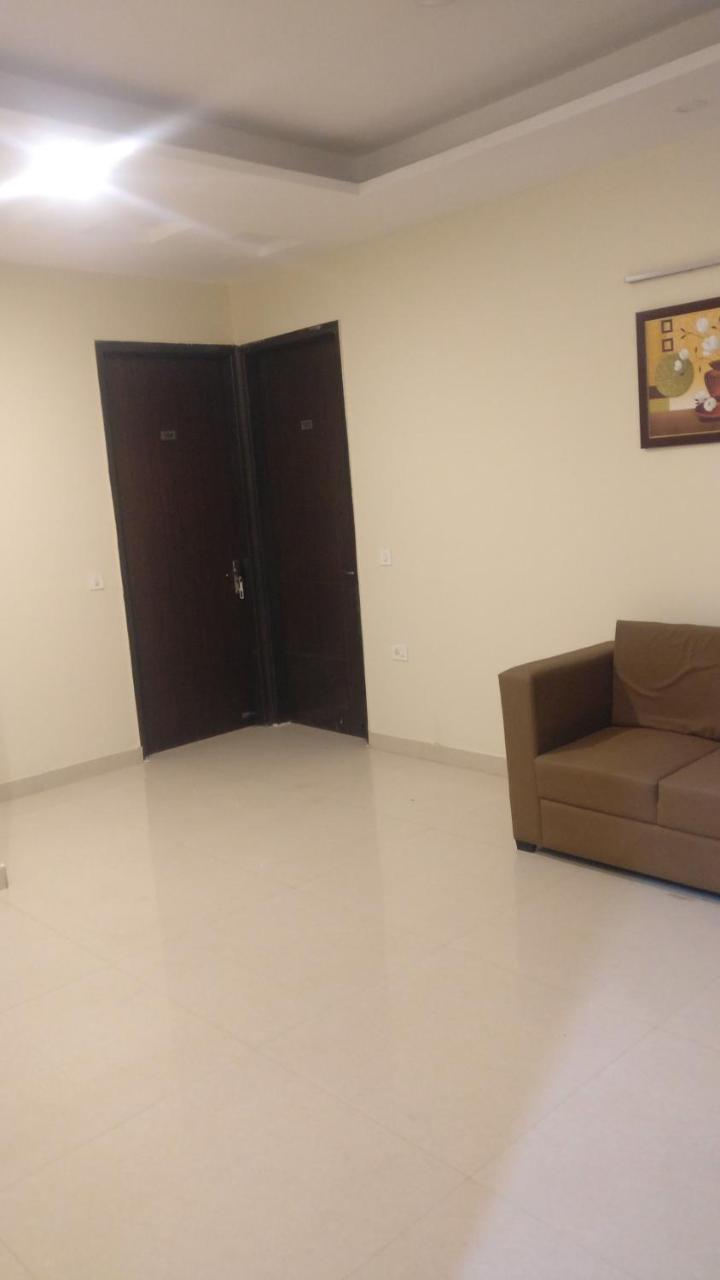 Corooms Sanvi Unitech Cyber Park Hotel 3*