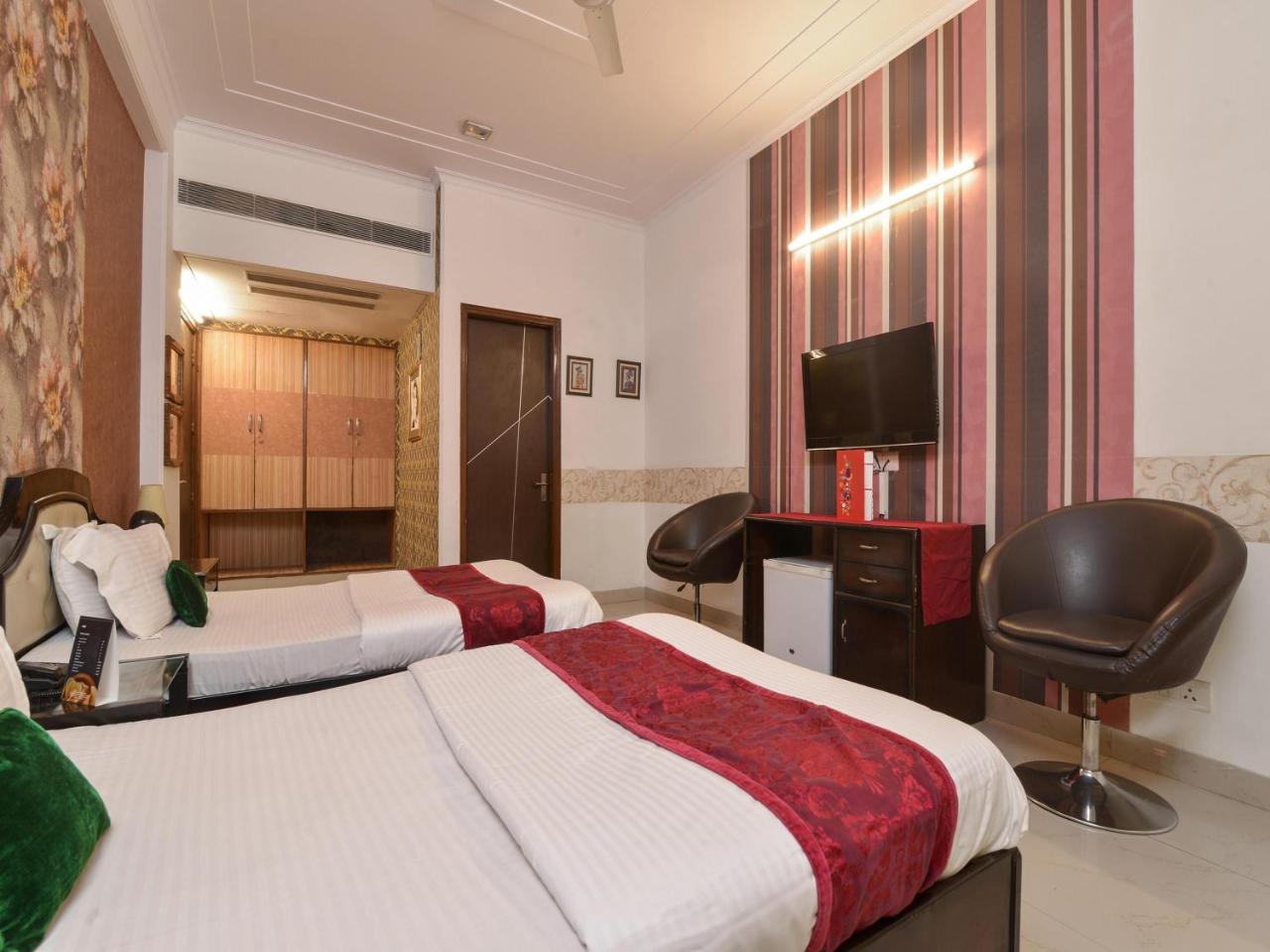 Oyo 11291 Atlantis 3* Gurgaon