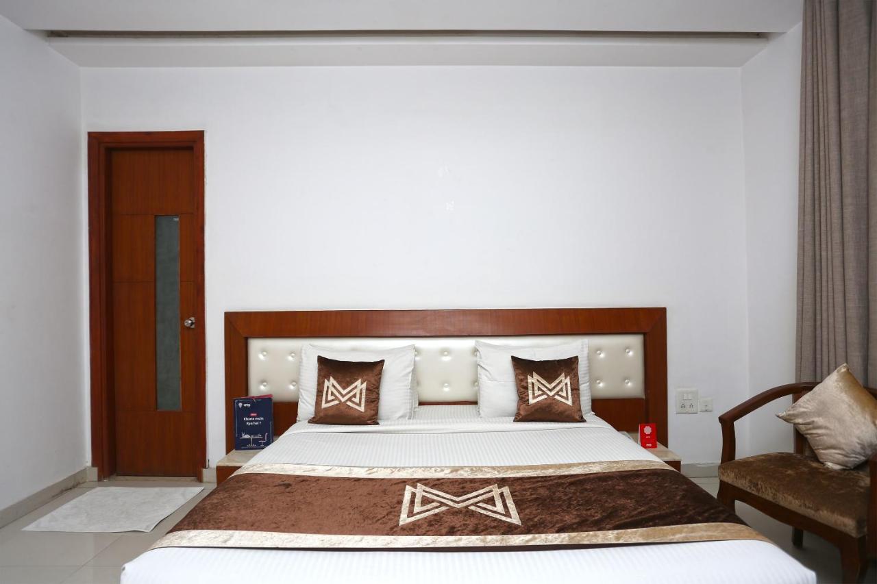 Oyo 6135 The Motif Gurgaon