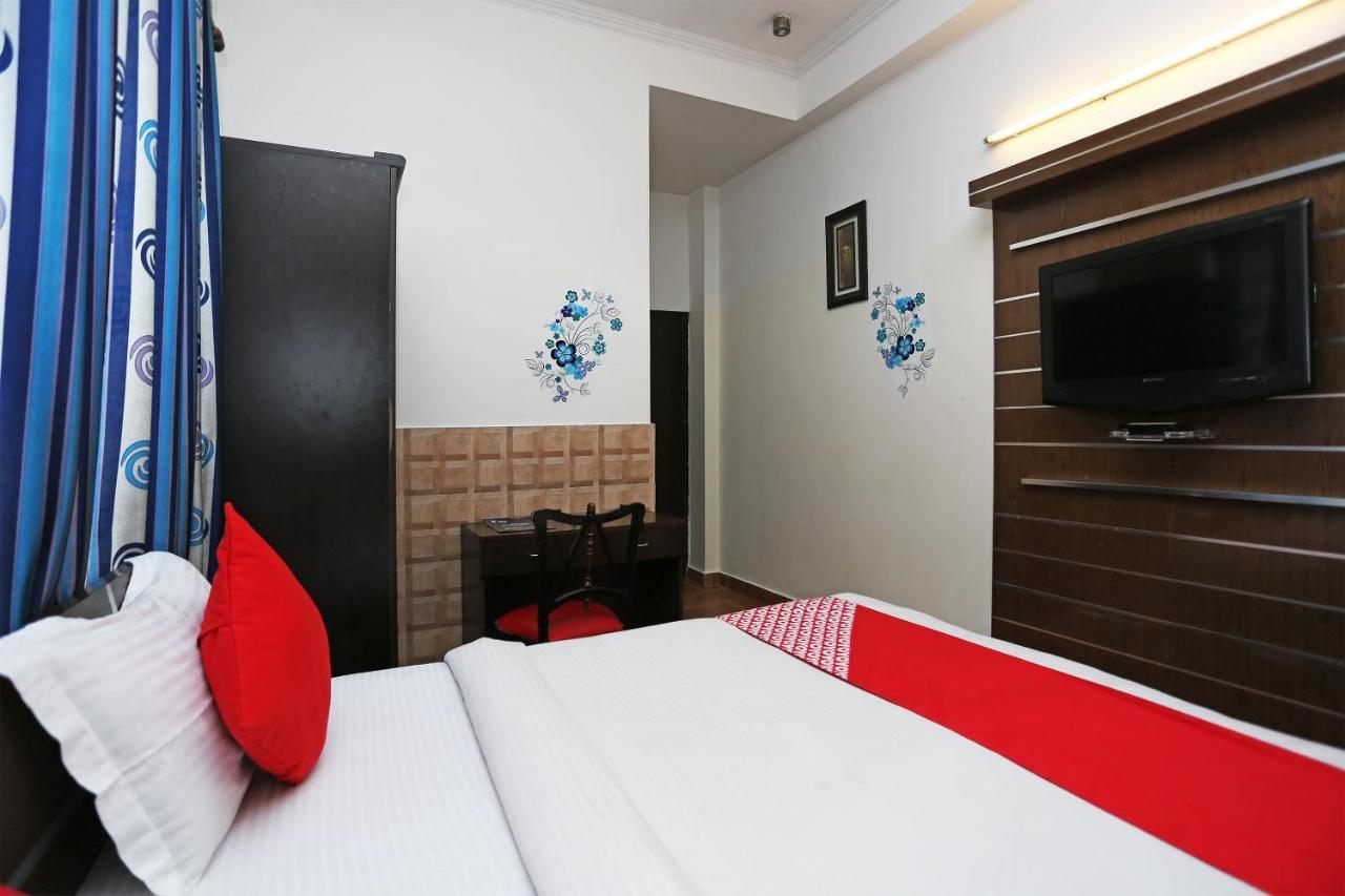 Hotel Oyo 3650 View Brothers