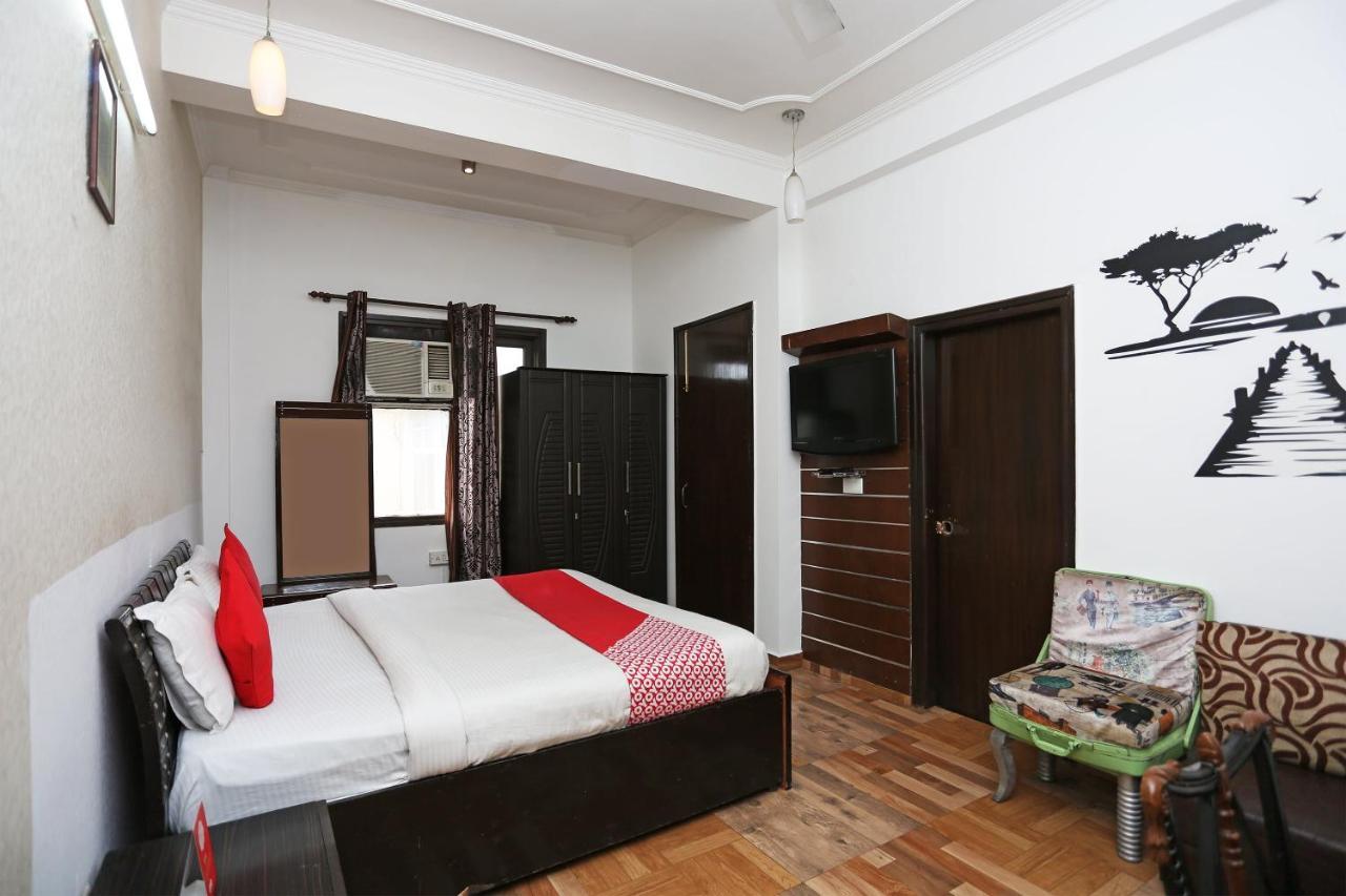 Hotel Oyo 3650 View Brothers Gurgaon