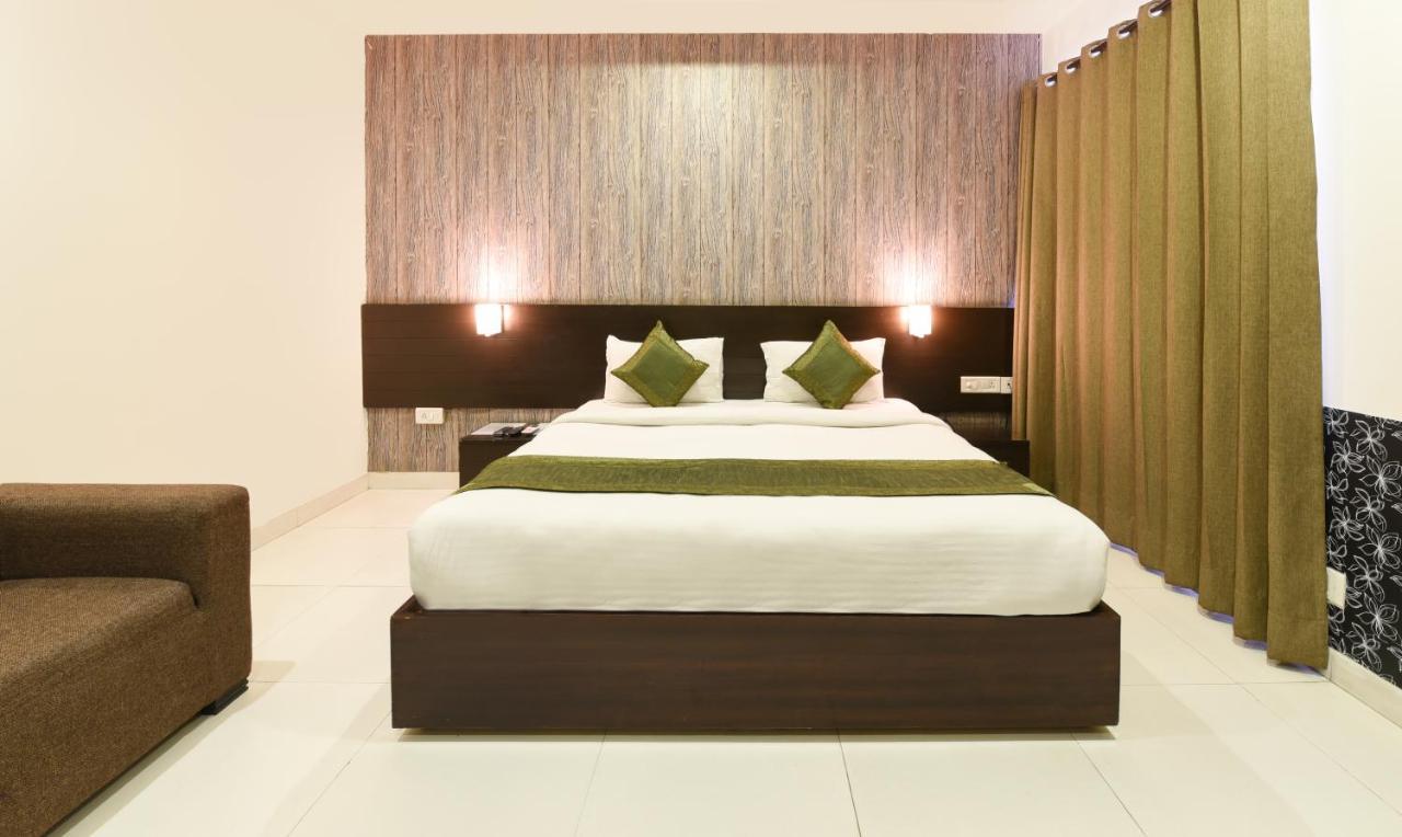 Treebo Aksh Palace Hotel Gurgaon