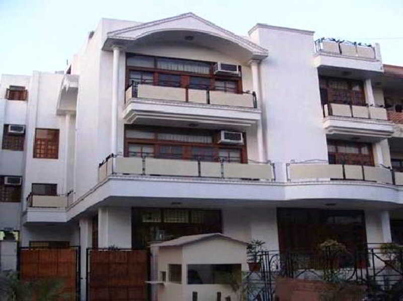 Hotel Astoria Plazza Dlf Phase - 1 2*