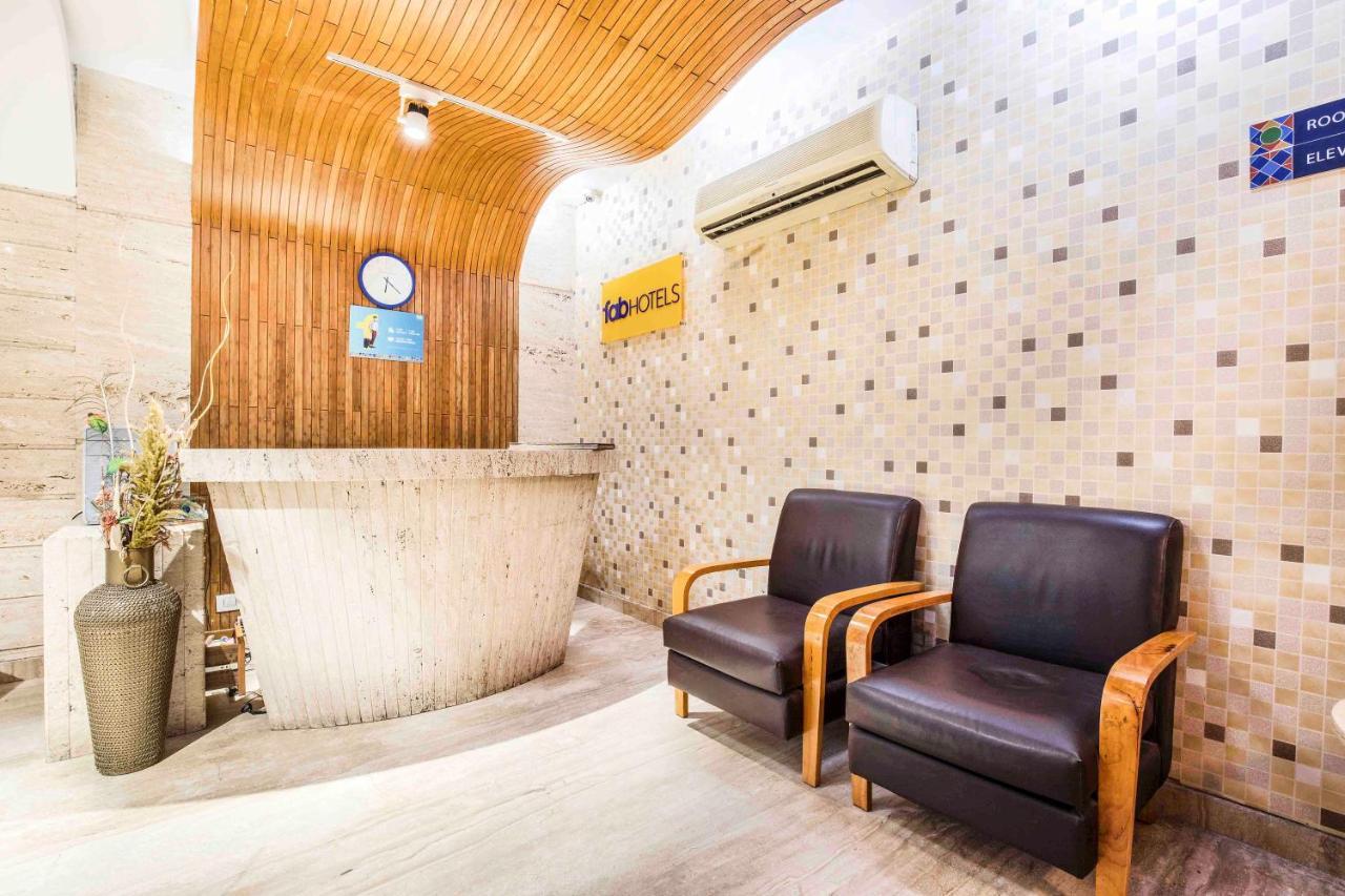 Fabhotel Grd Dlf Square 3*