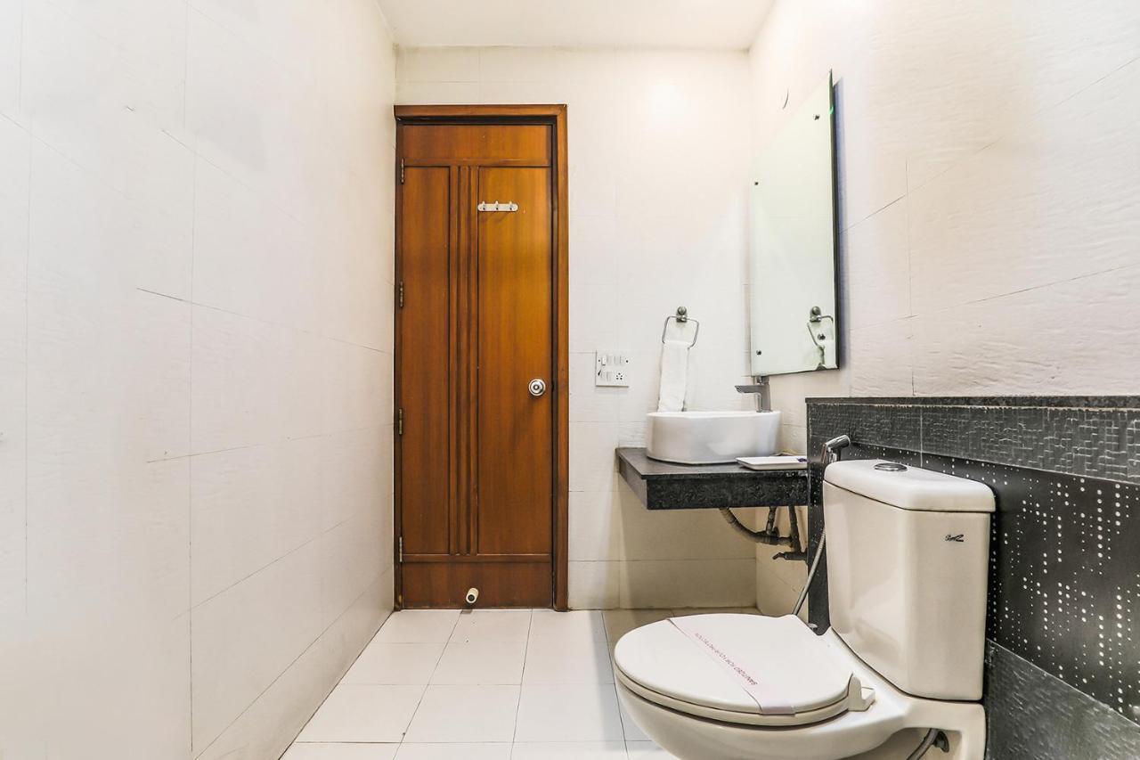 Fabhotel The Residency Dlf Galleria 3* Gurgaon
