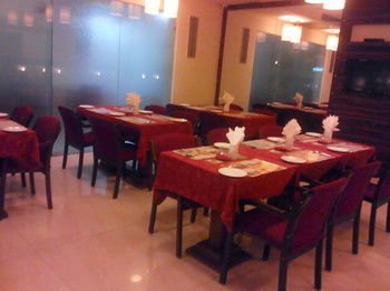 Ahuja Residency Jcm 77 Dlf Phase Ii Gurgaon