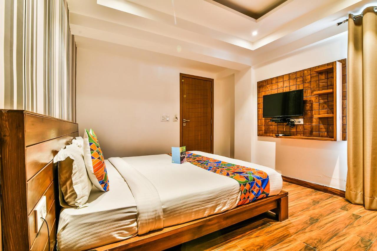 Fabhotel Comfort Dome Sector 45 3* Gurgaon