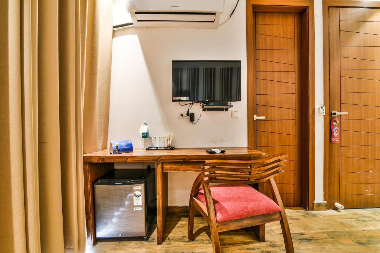 Fabhotel Comfort Dome Sector 45 Hotel Gurgaon