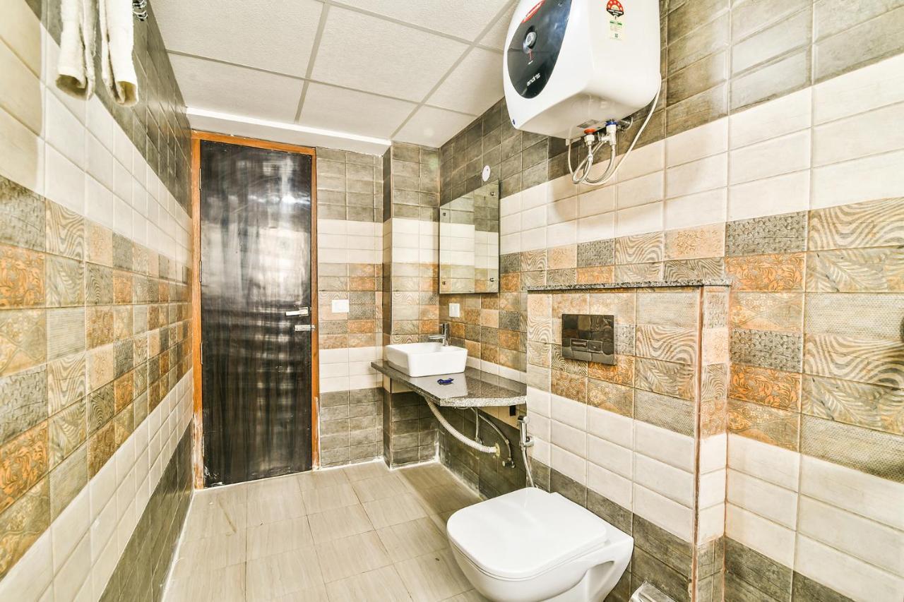 Fabhotel Comfort Dome Sector 45 Gurgaon