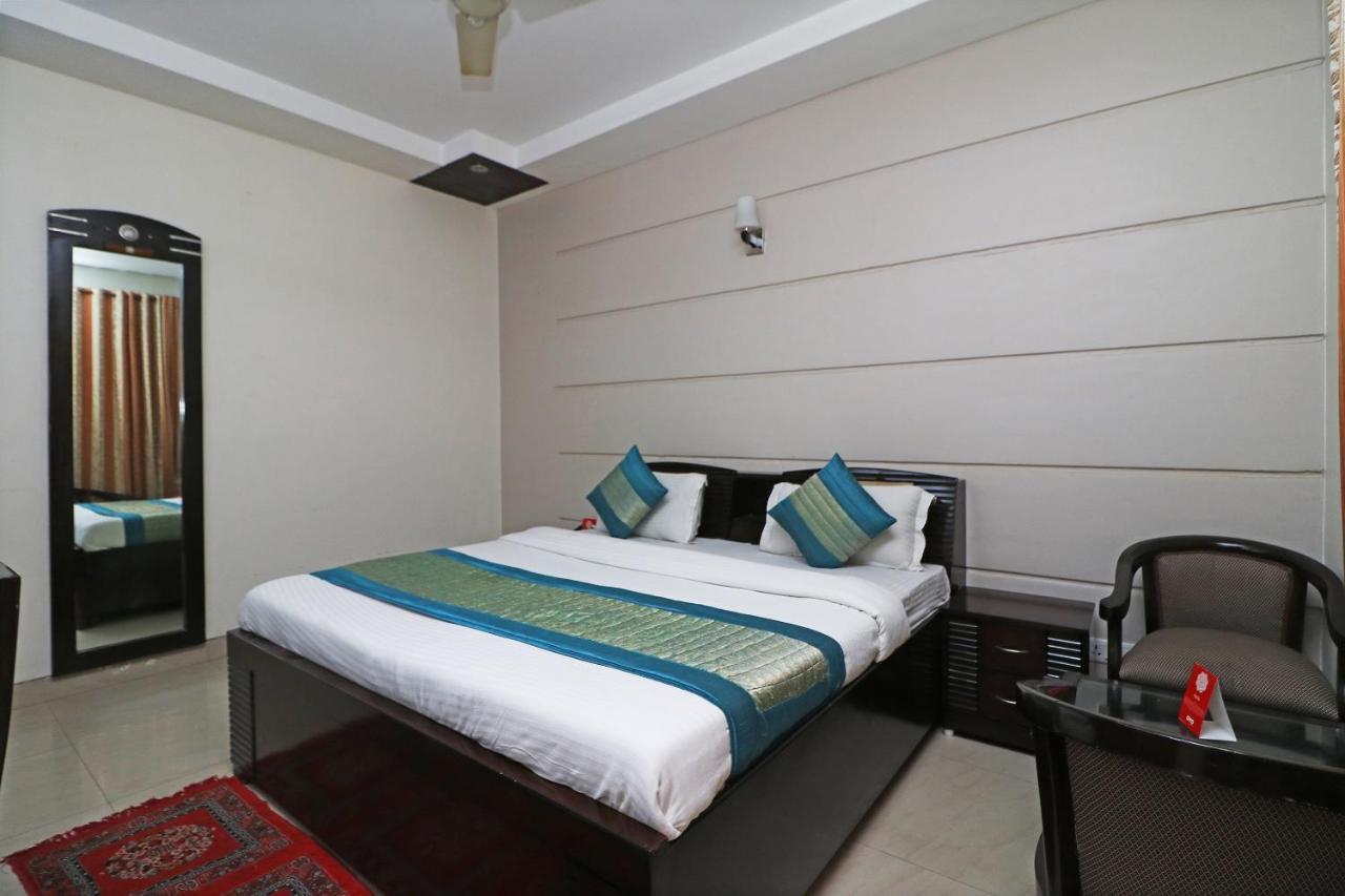 Oyo Shweta Near Appu Ghar 3*