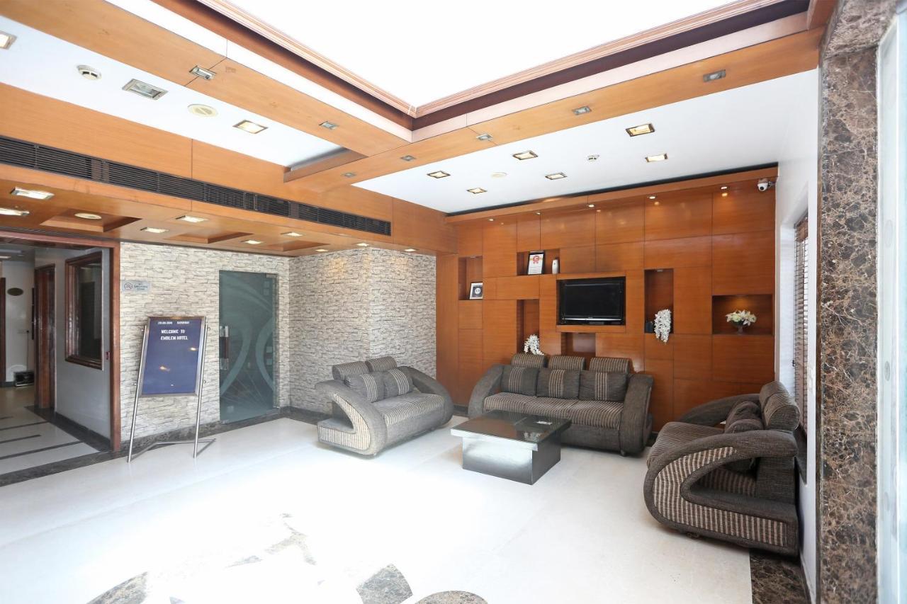 Hotel Oyo 22398 Premium 3*