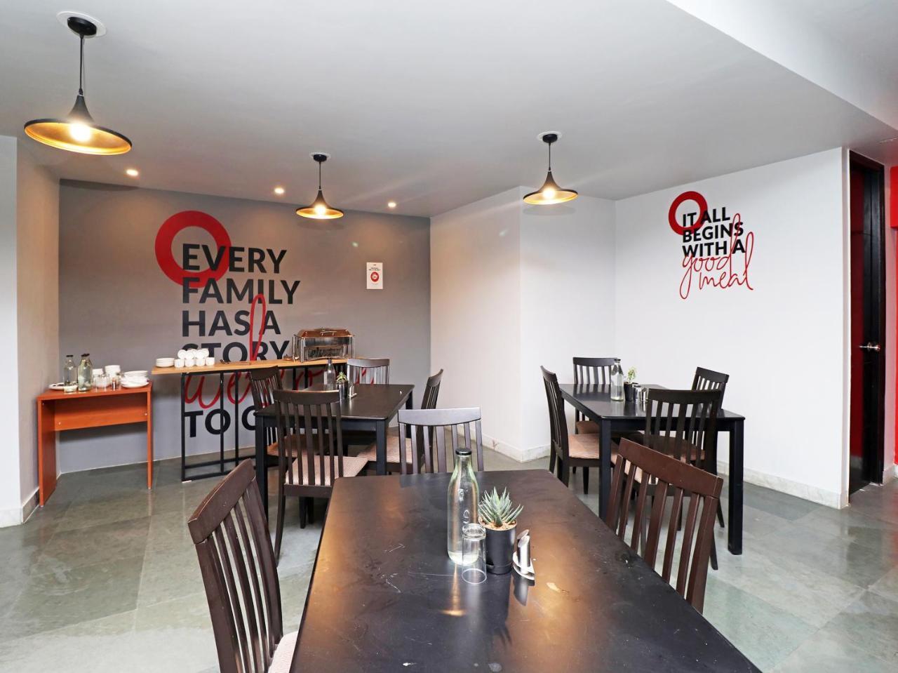 Hotel Oyo 20032 Silverkey Medanta 3*