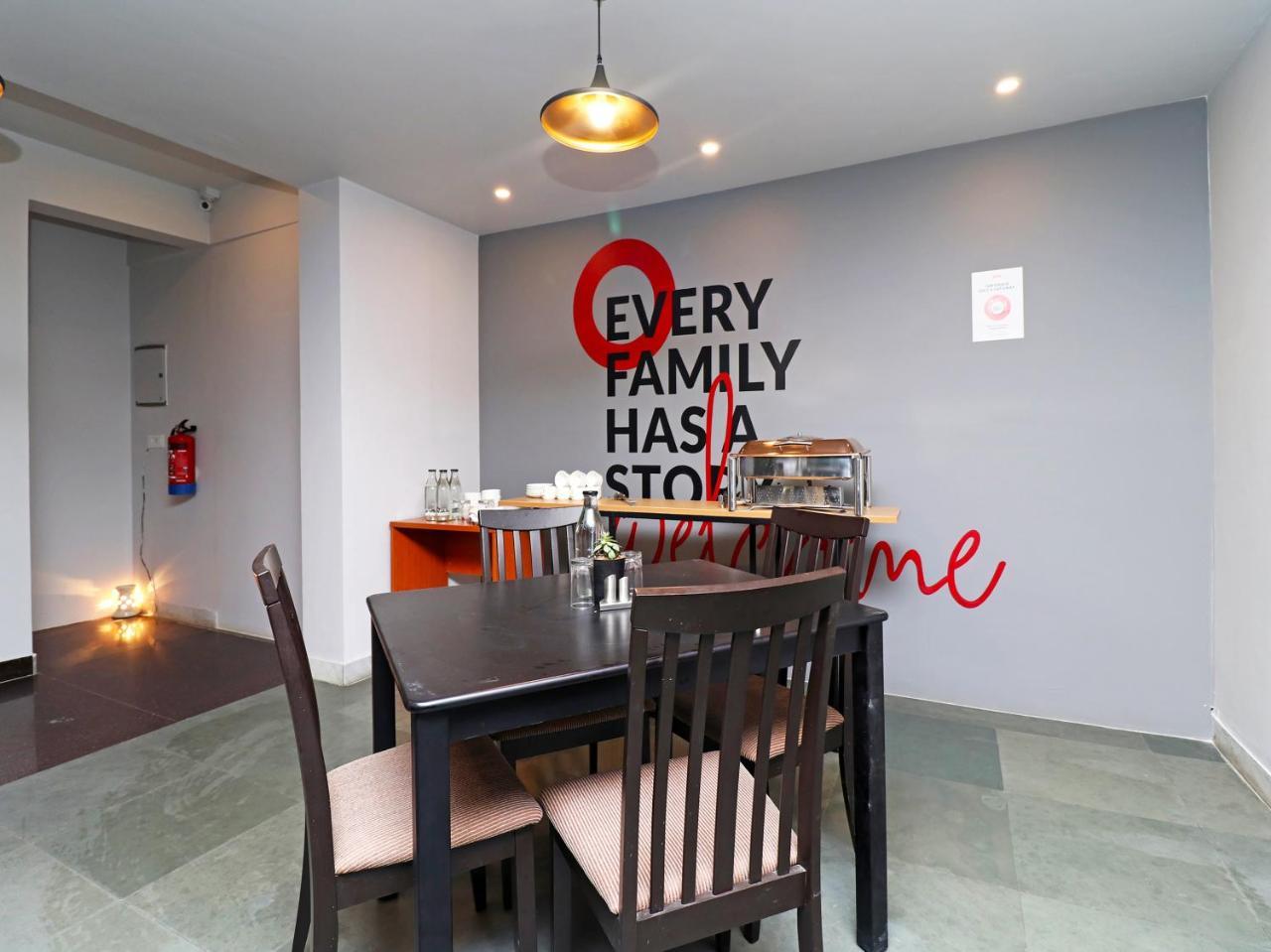 Oyo 20032 Silverkey Medanta 3* Gurgaon