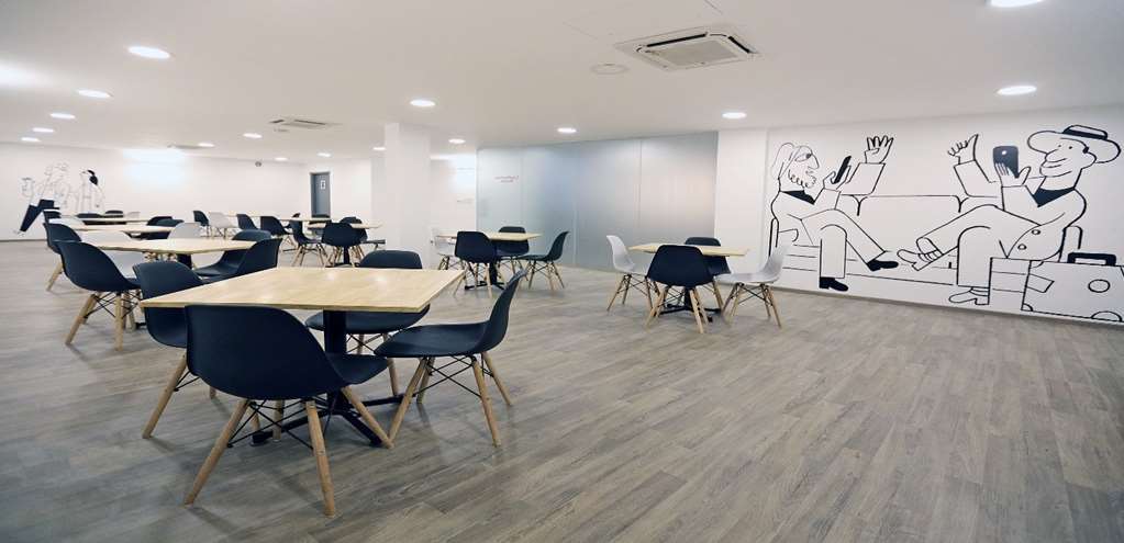 Hotel Oyo Townhouse 017 Huda Center, 3*