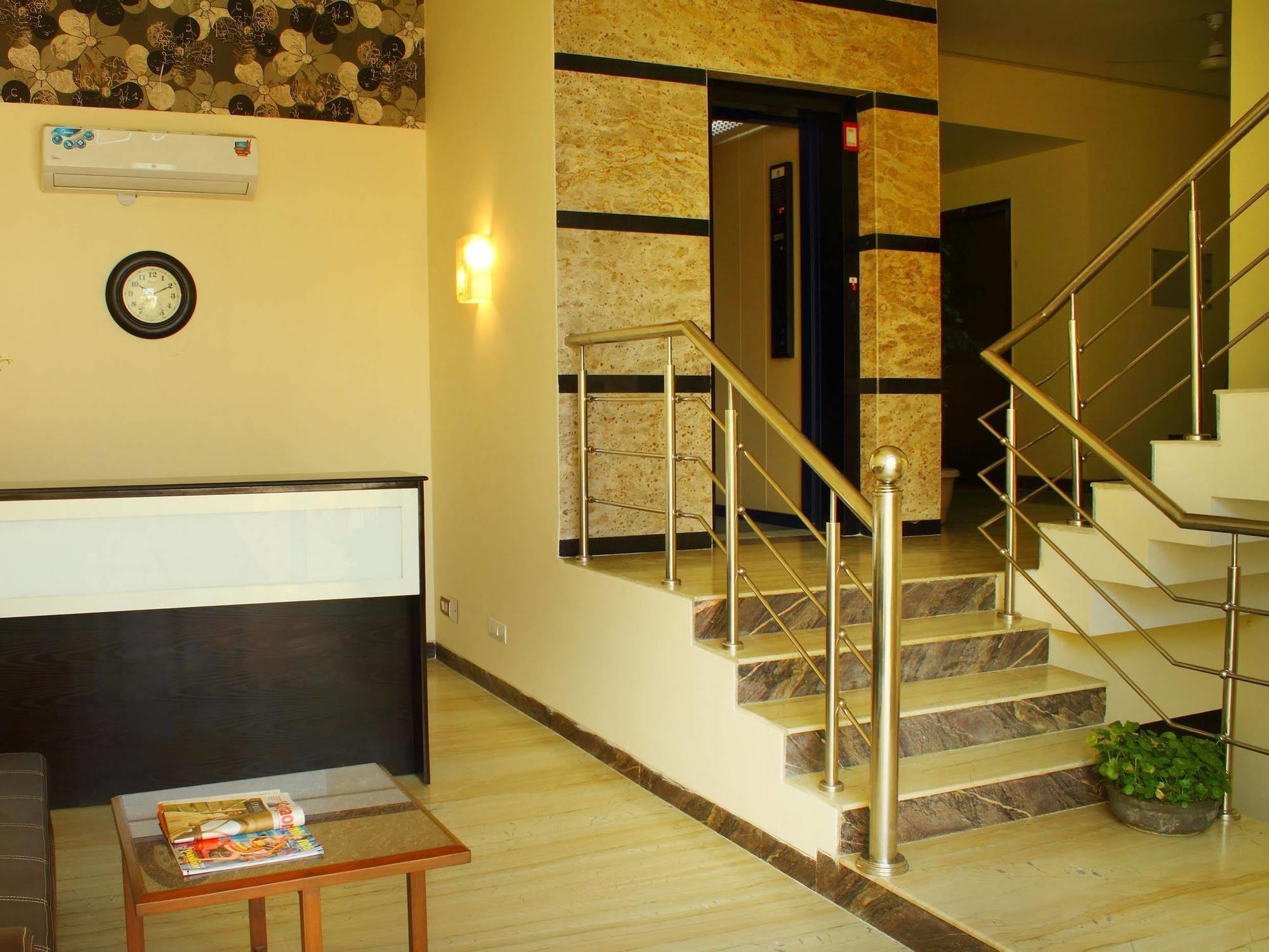Perch Arbor-golf Course Road Guest house 3*