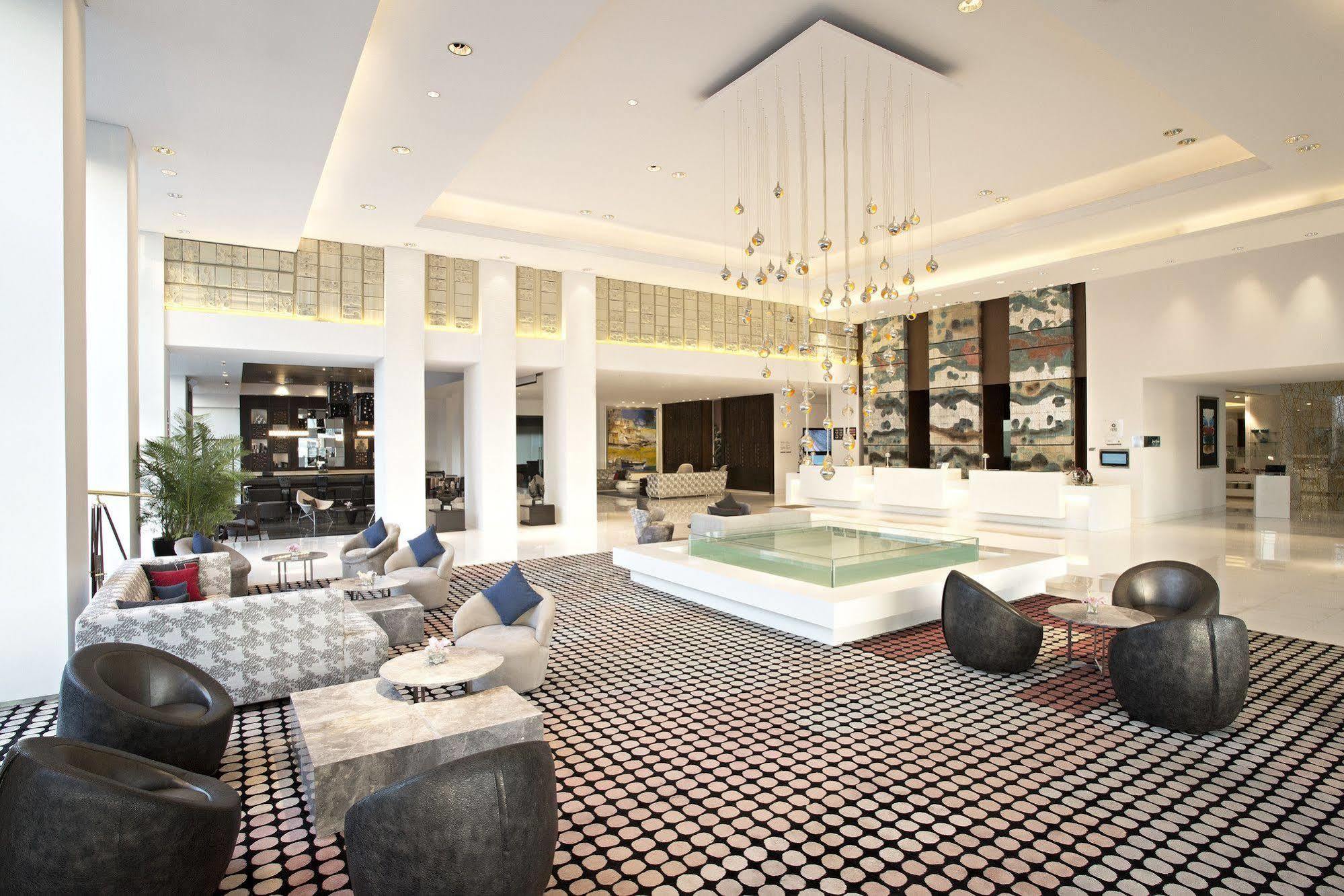 Le Meridien Gurgaon, Delhi Ncr Hotel Gurgaon