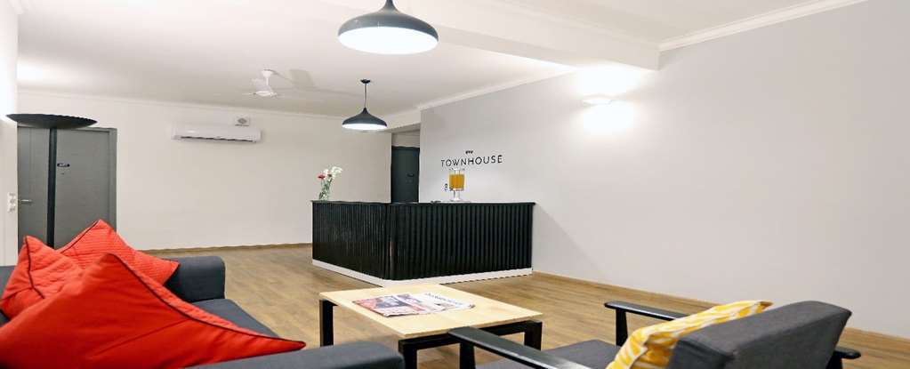 Hotel Oyo Townhouse 018 Medanta 3*