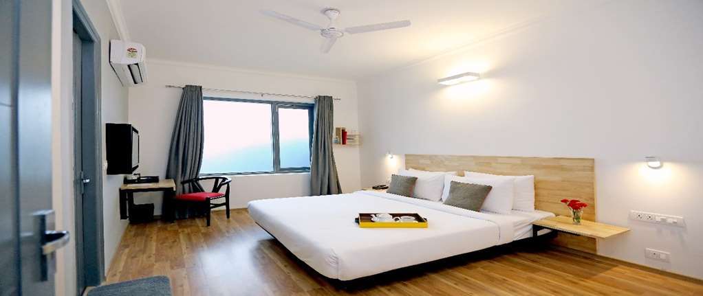 Oyo Townhouse 018 Medanta Gurgaon
