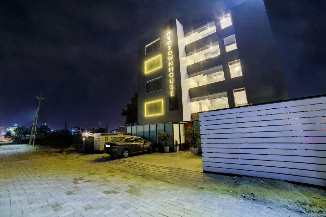 Oyo Townhouse 89 Hongkong Bazaar 3*