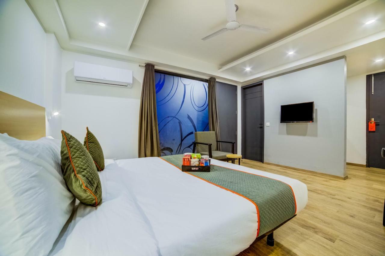 Hotel Oyo Townhouse 89 Hongkong Bazaar Gurgaon