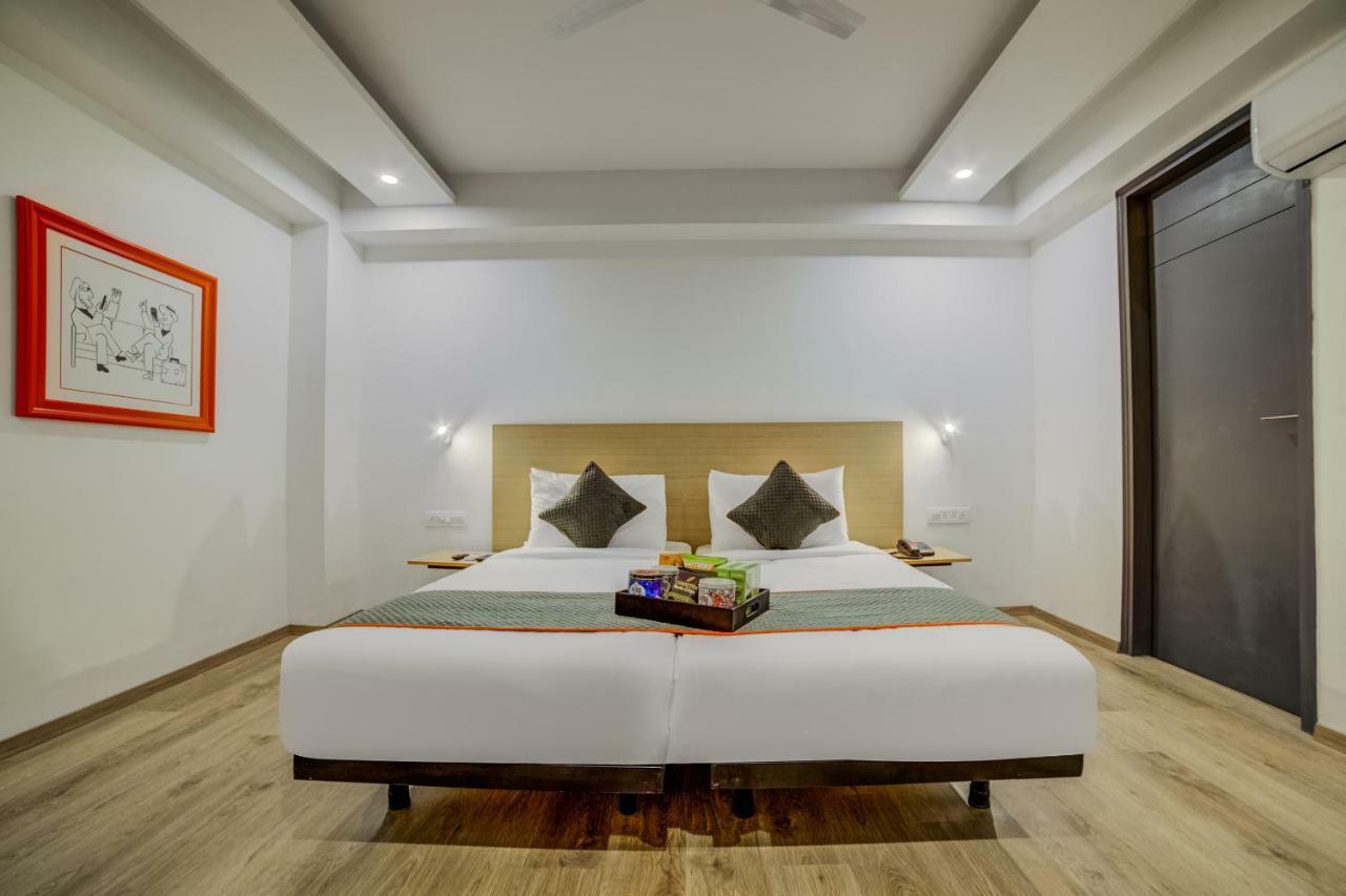 Hotel Oyo Townhouse 89 Hongkong Bazaar Gurgaon