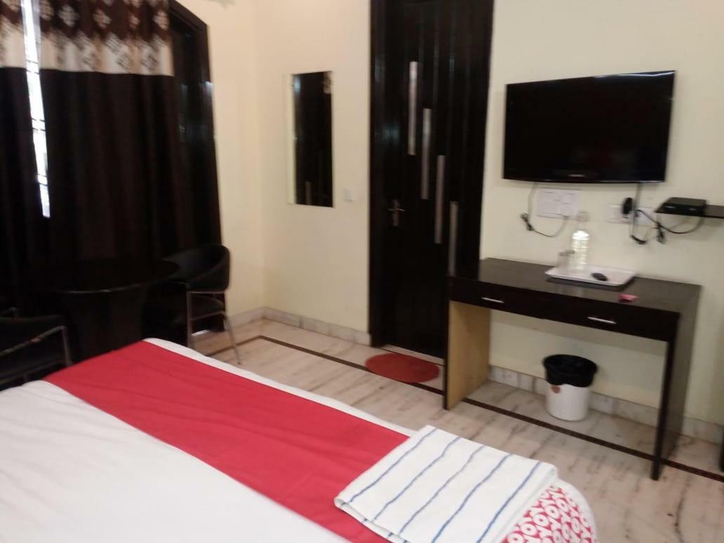 Hotel Comfort Room@kr Group Gurgaon