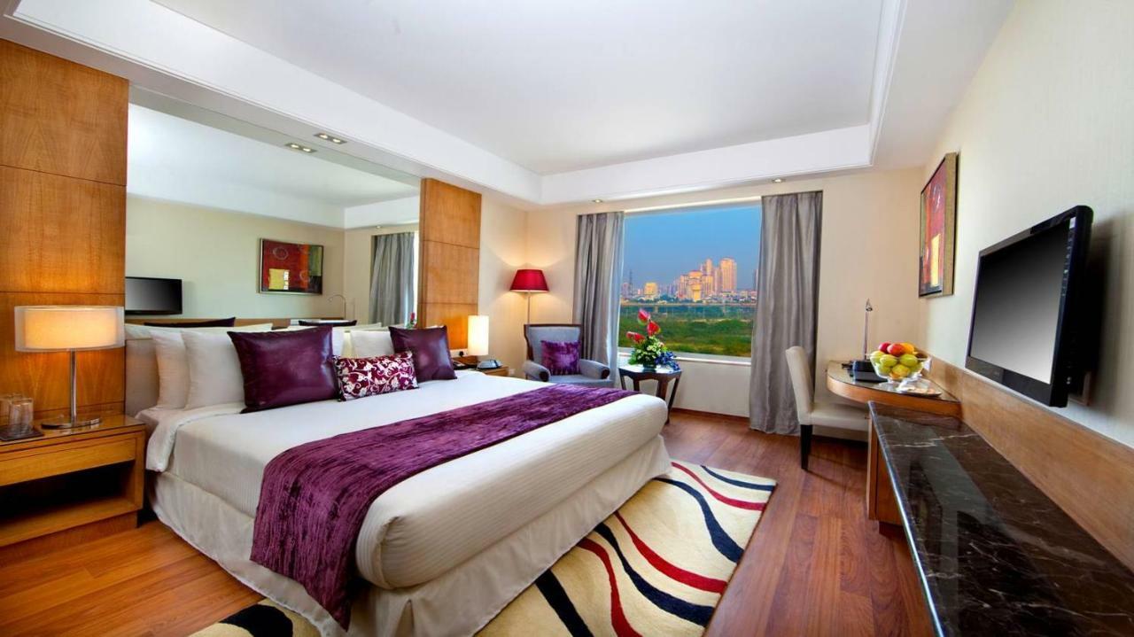 Hotel The Place Gurugram, A Member Of Radisson Individuals 4*