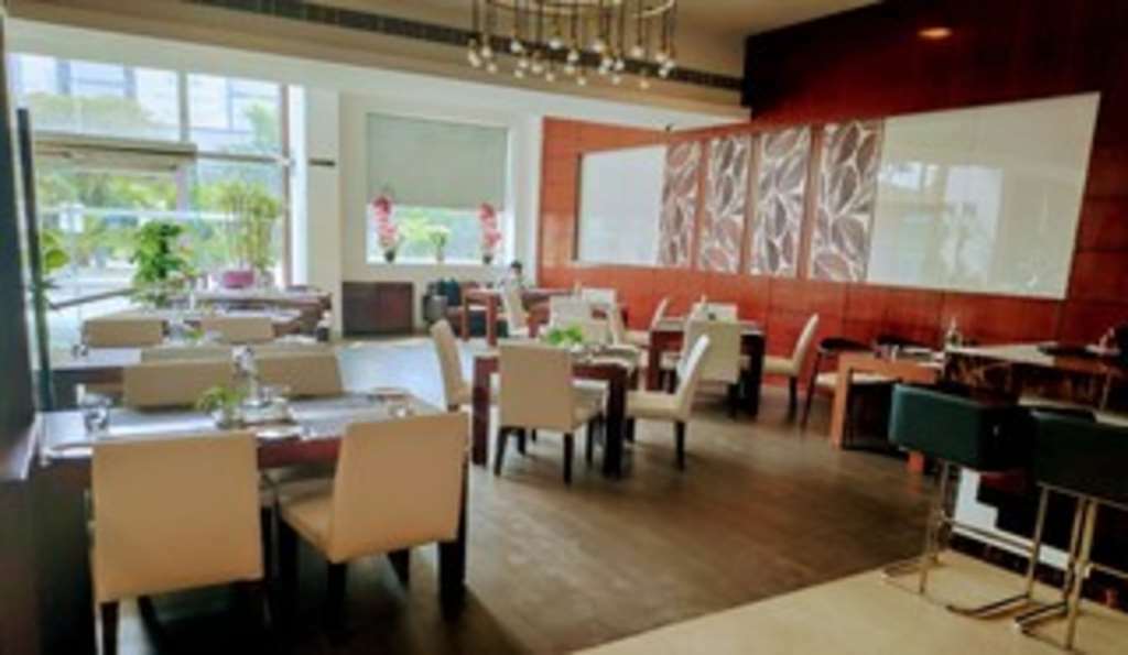 Hotel Nemesia Center - Gurugram, Sector 29 4*