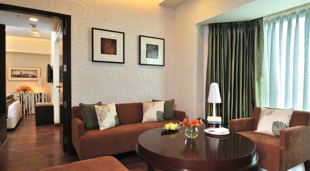 Hotel Radisson Gurugram Sohna Road Center 5*