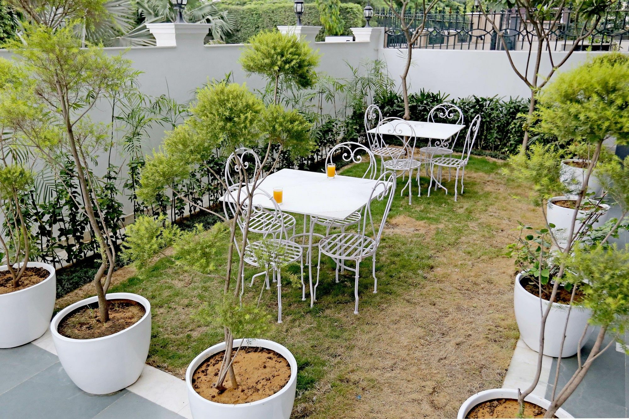 Oyo Townhouse 018 Medanta Hotel