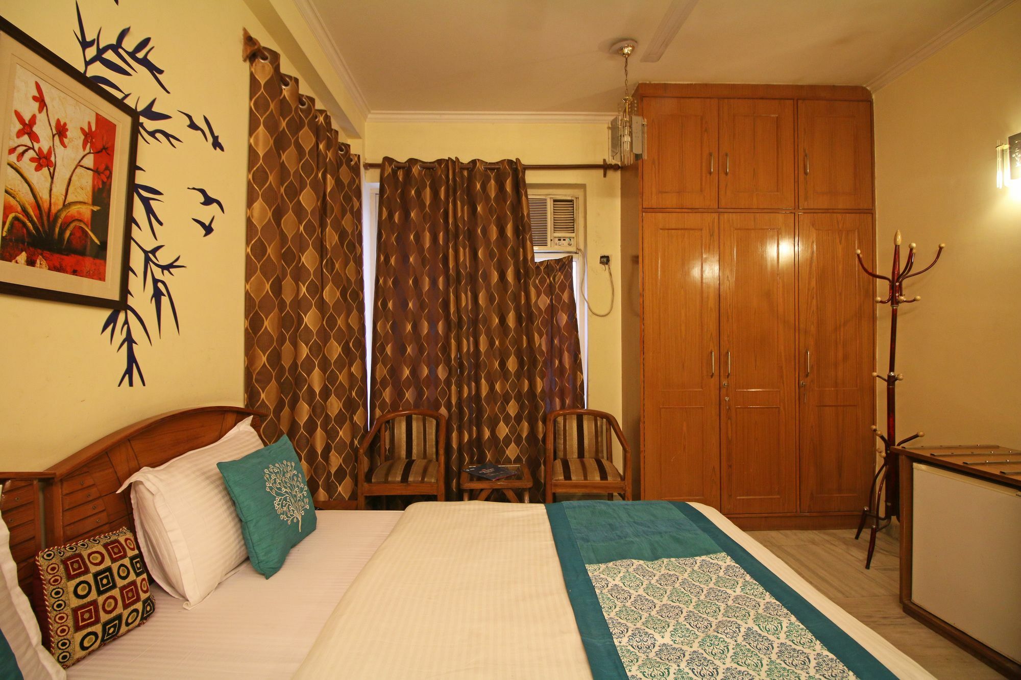 Oyo 5919 Rajvansh Palace Hotel Gurgaon