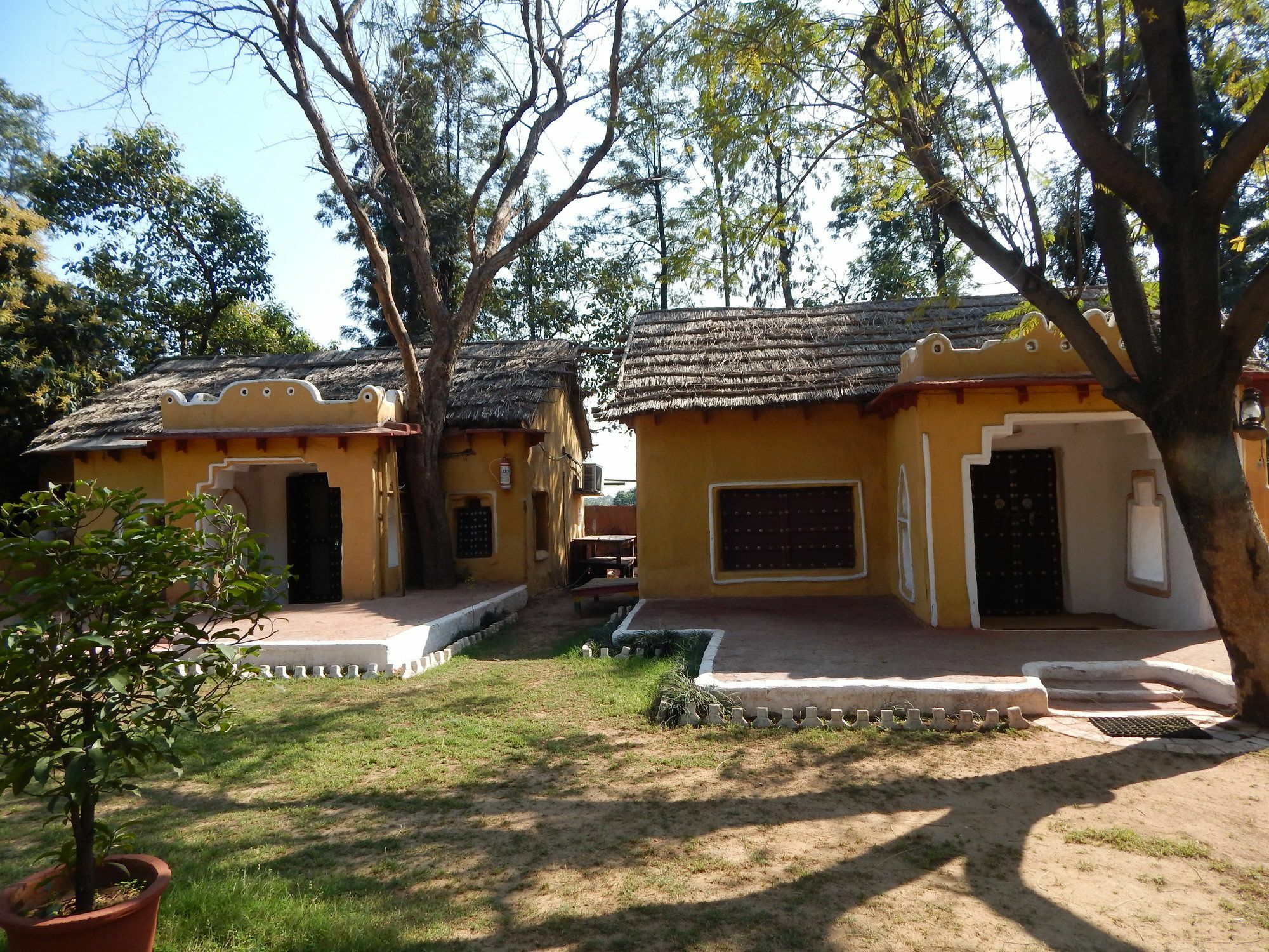 Surjivan Resort 4*