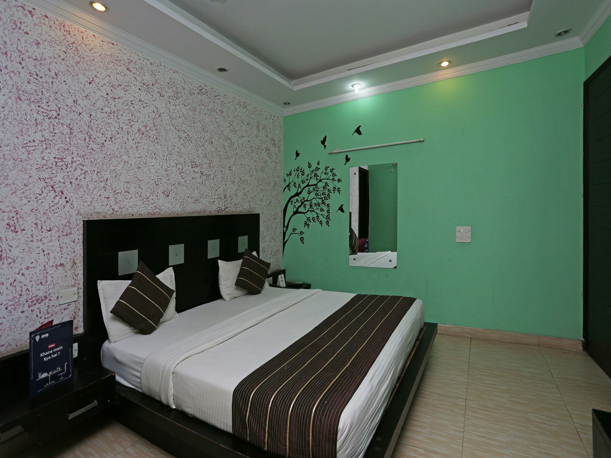 Oyo 6895 Cybercity & Hotel 2*