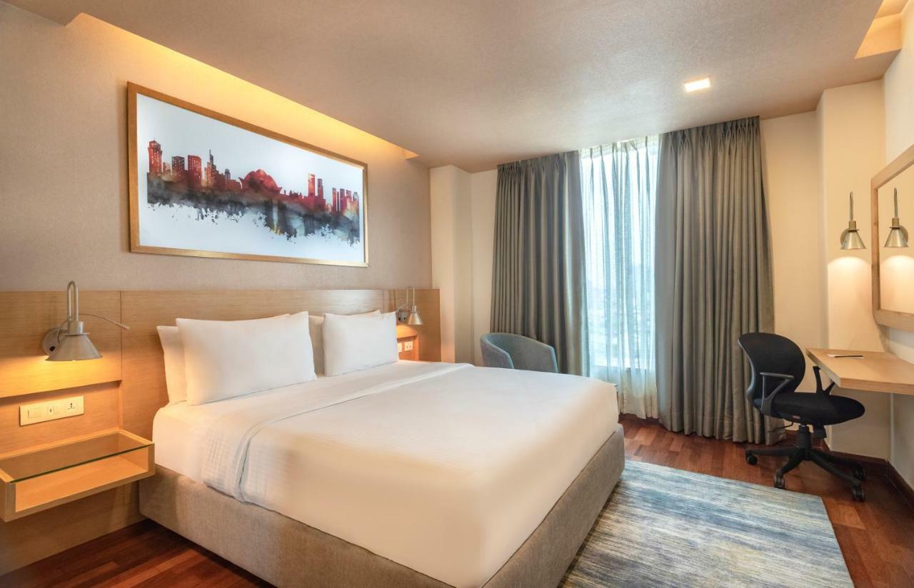 Hotel Radisson Gurugram Sohna Road Center Gurgaon