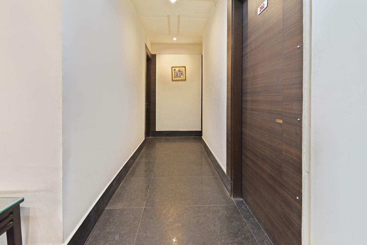 Oyo Flagship 387 Moulsari Avenue Hotel 3*