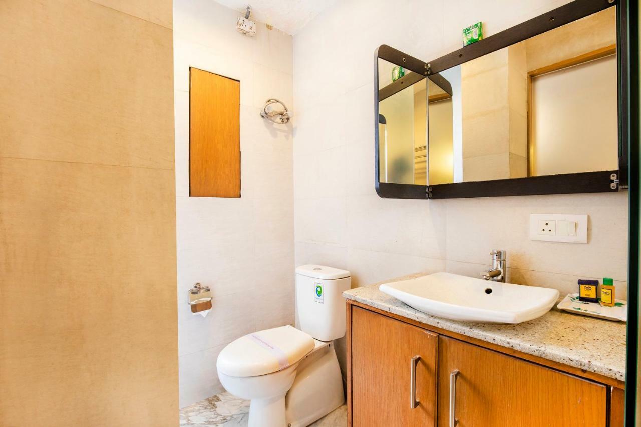 Fabhotel Raj Darbar Hotel Gurgaon